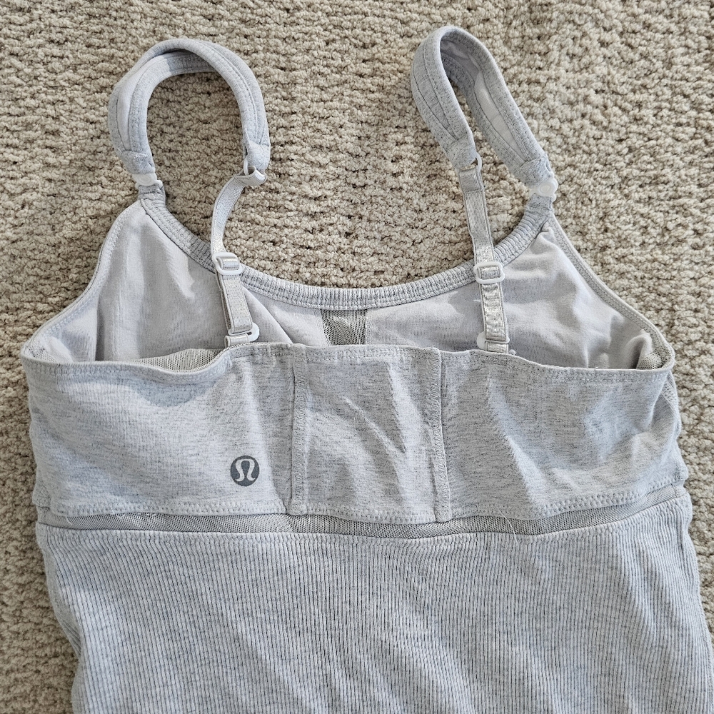SIZE 6 - Lululemon tank